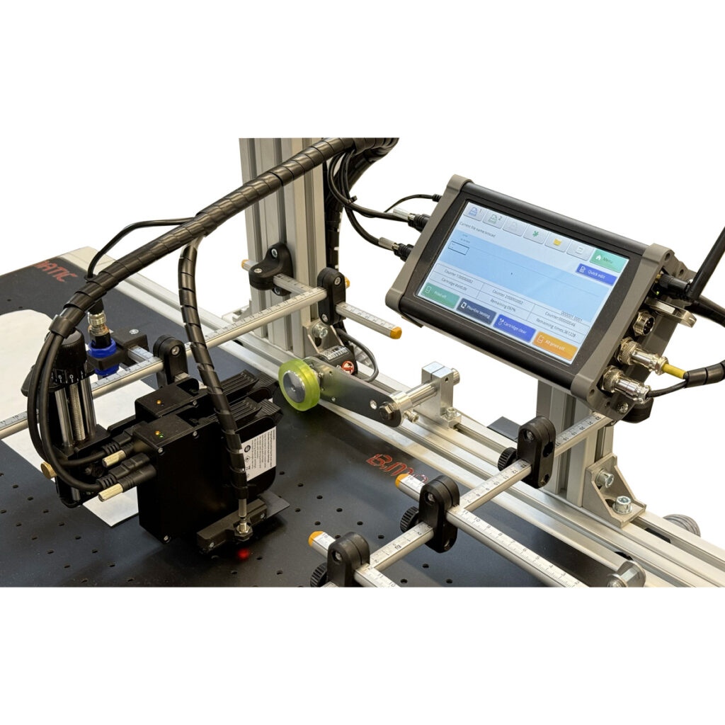 With our feeding systems, you can print barcodes, QR codes, and OCR text before your valuable flat materials are being packed. Increase reliability and traceability.